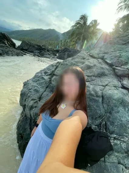 Anja, 24