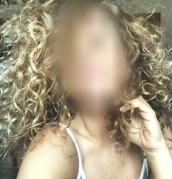 Anja, 25