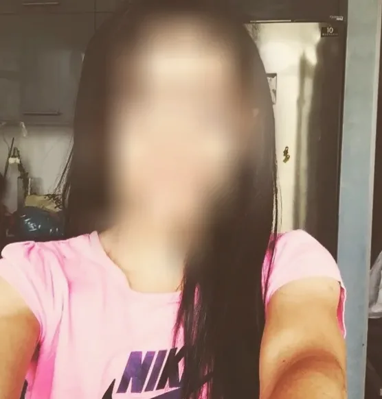 Chiara, 33