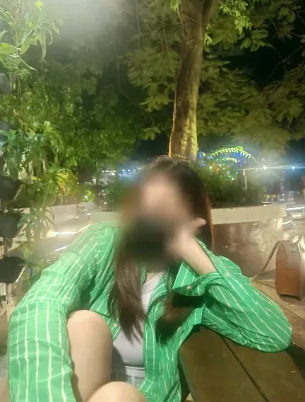 Fiona, 28