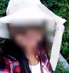 Julia, 34
