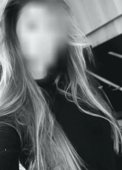 Rebecca, 35