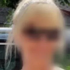 Selina, 37