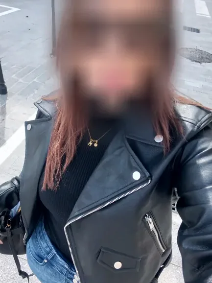 Simone, 36