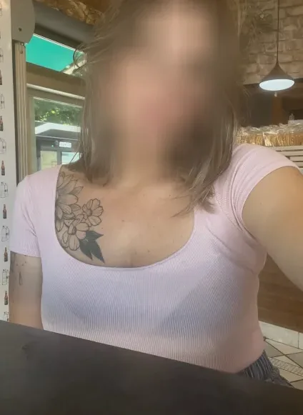 Sophia, 40