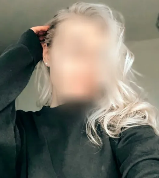 Tanja, 24